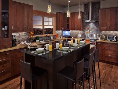 Eight Bedrooms Luxury Rental Home in Steamboat Springs